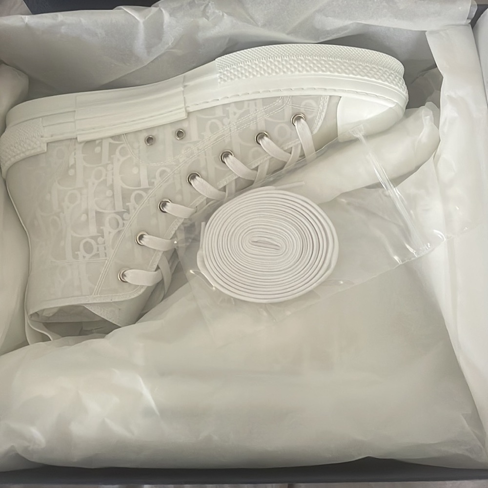 Brand New never worn Dior HT Sneakers white on white - Picture 4 of 6